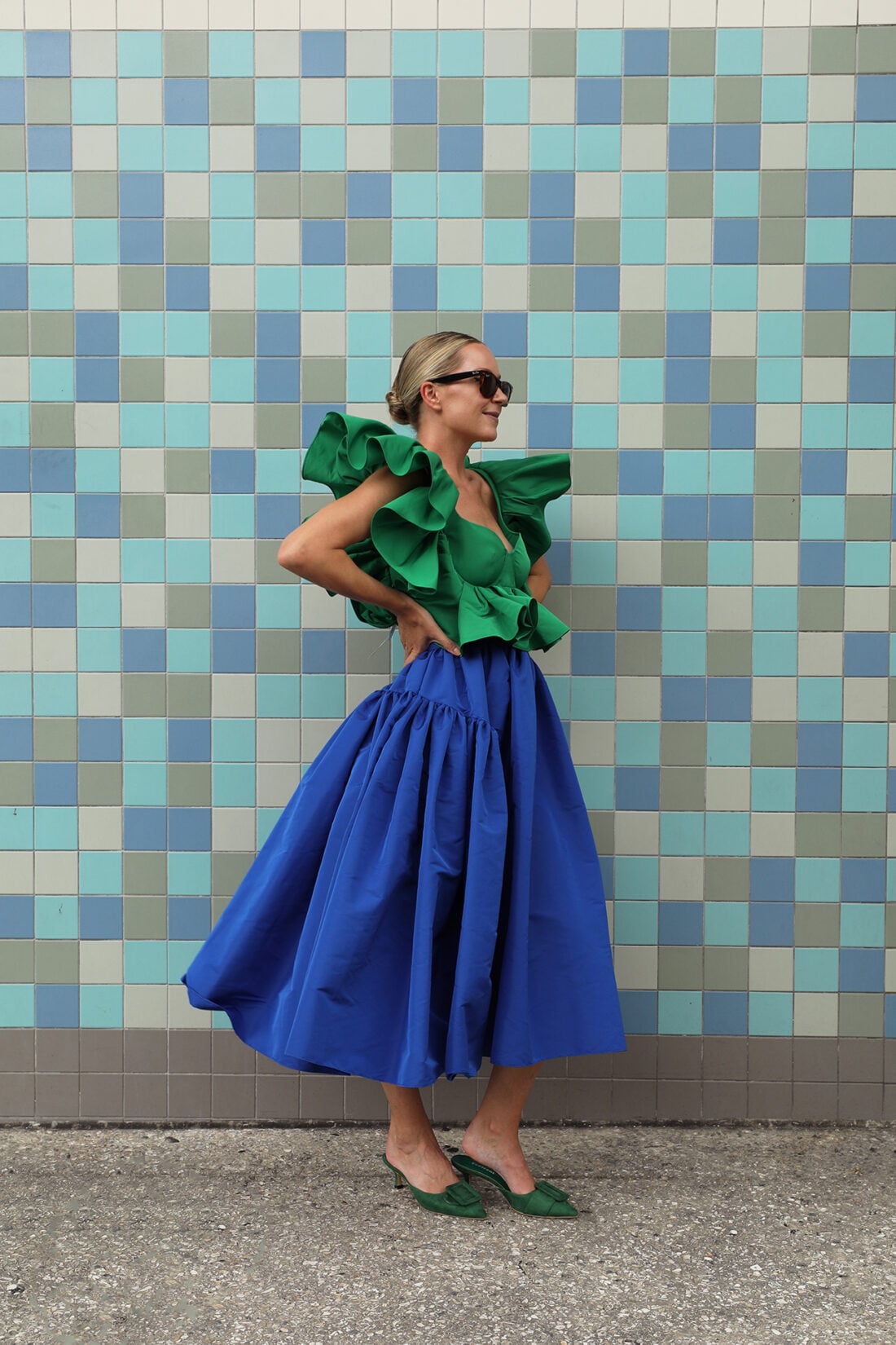alexander mcqueen green top, alexander mcqueen blue skirt, blue and green color combo