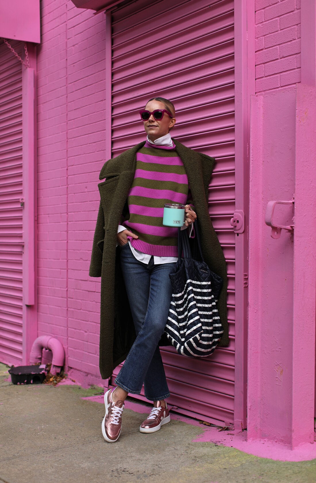 airport outfit ideas, travel outfit ideas 