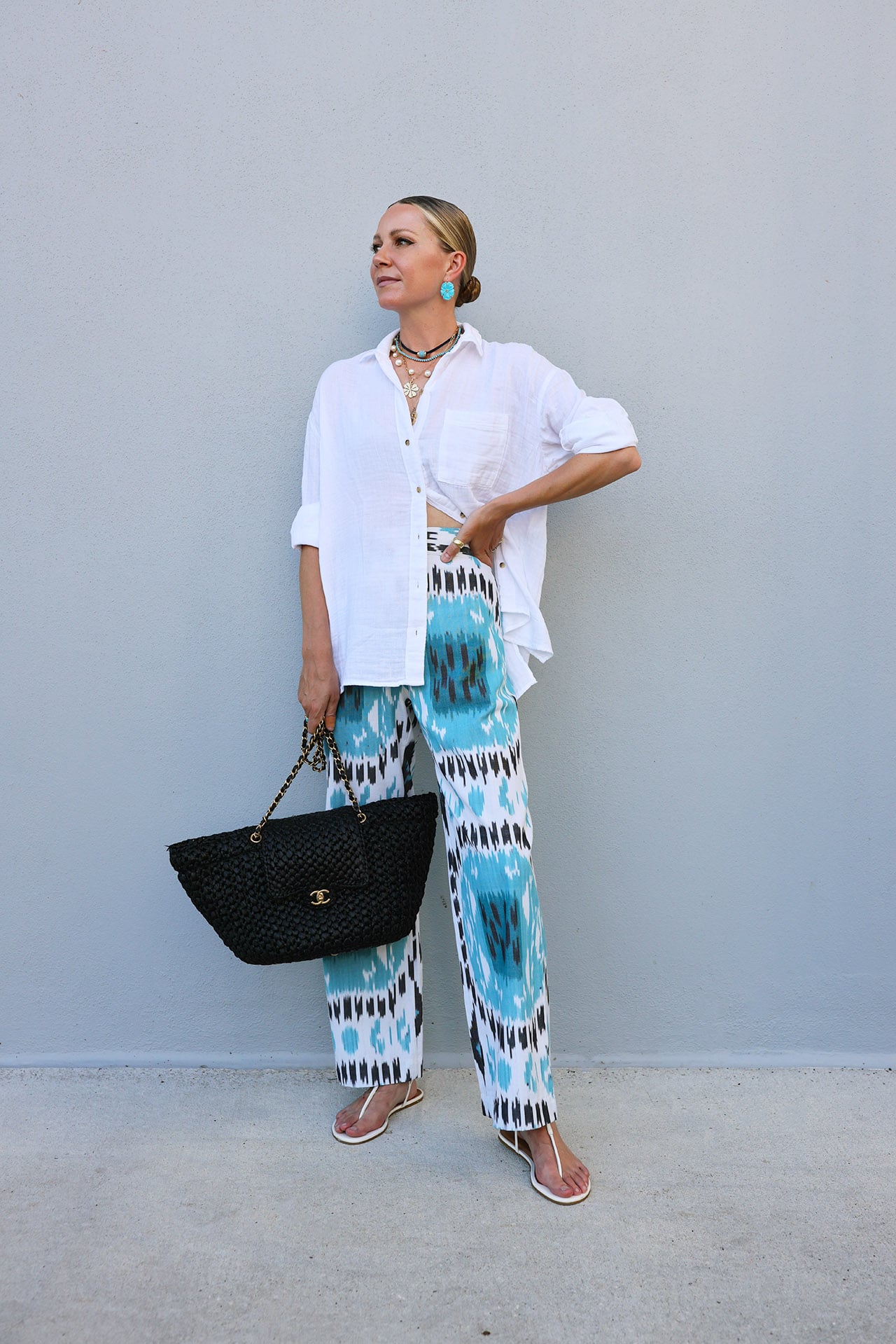 castro de moda pants, ikat pants, gauze button down, chanel bag, white and blue outfit