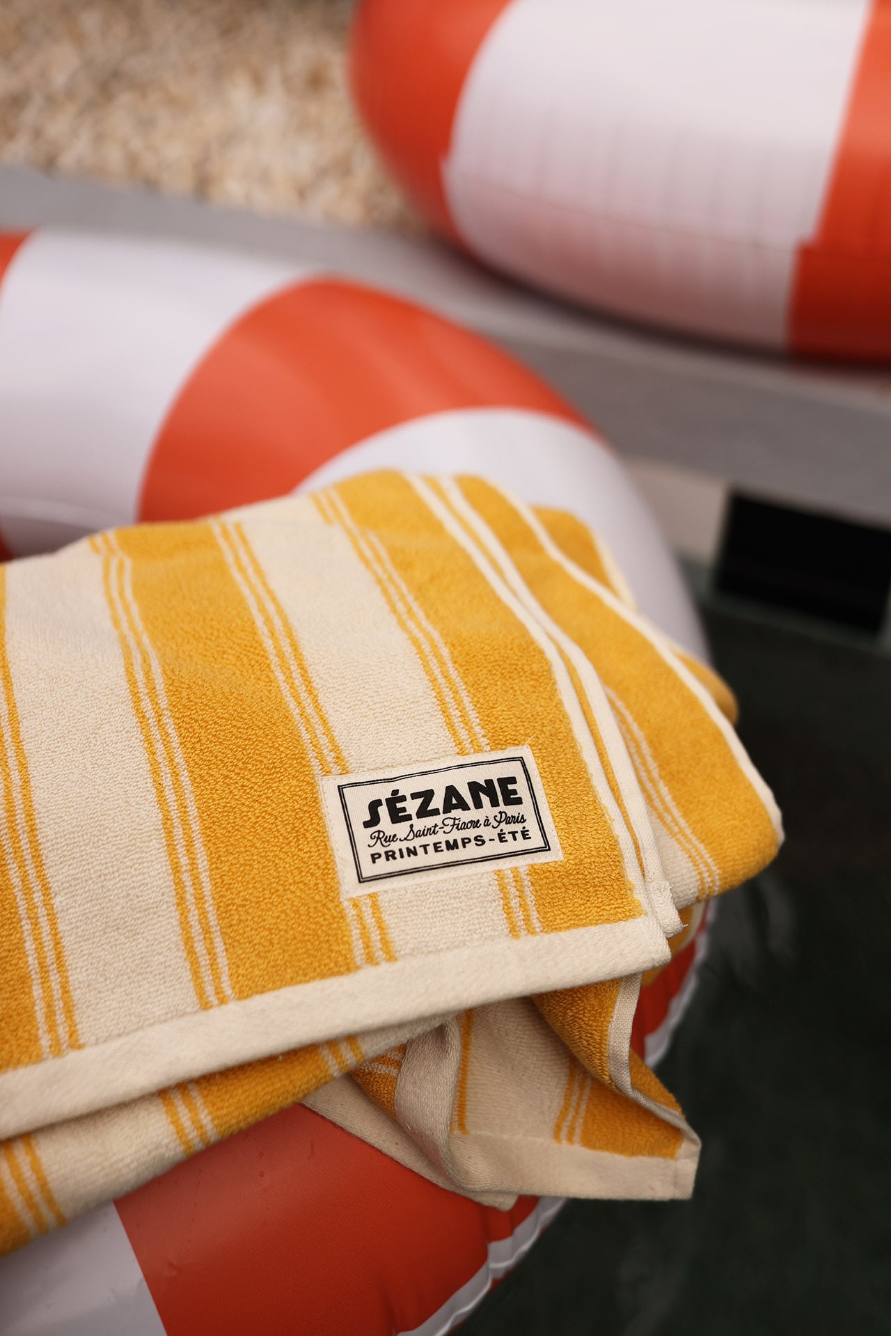 sezane striped towel, sezane summer style